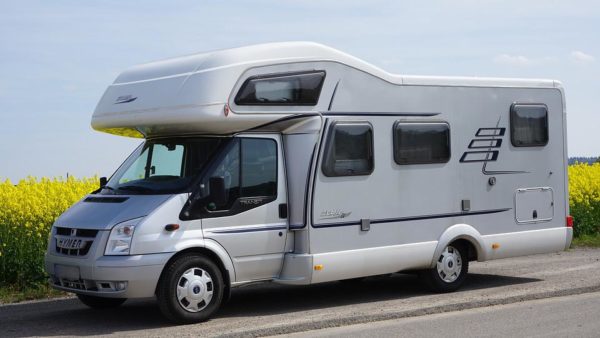 Appareils électroménagers: comment équiper votre camping-car comme à la maison ?