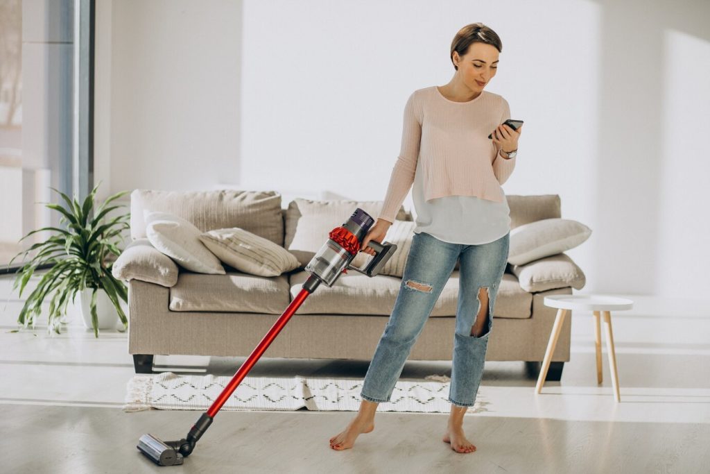 Comment entretenir et nettoyer un aspirateur sans fil ?